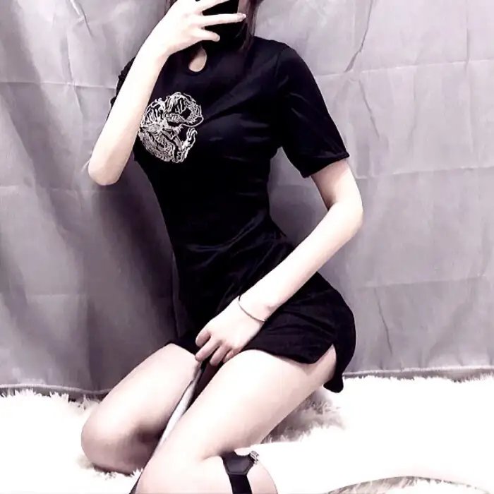 冯内果：超脱时空